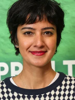 Rakhee Thakrar