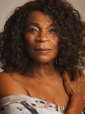 Zezé Motta