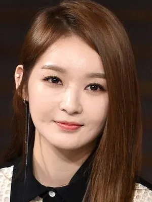 Kang Min-kyung