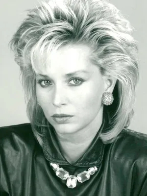 Lindy Benson