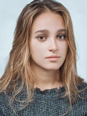 Capucine Valmary