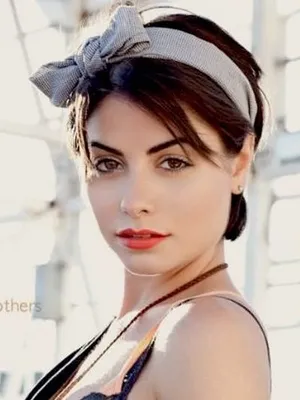 Sapphire Elia