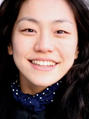 Lee Hwa-Jung