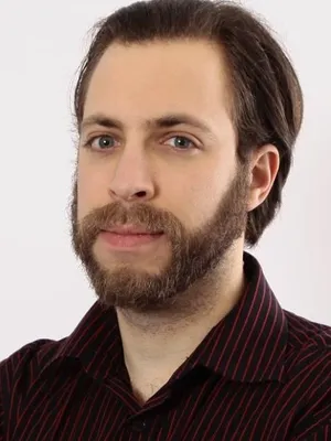 András Korcsmáros