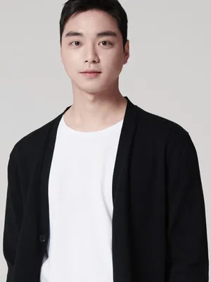 Kim Mo-beom
