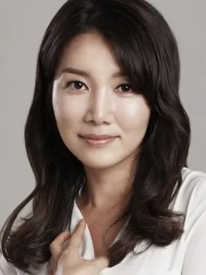 Yoon Ji-sook