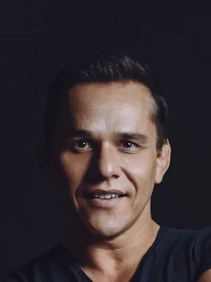 Steve Cardenas