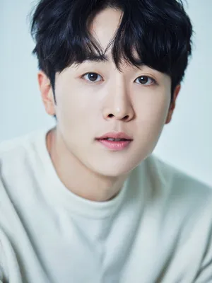Yoon Woo