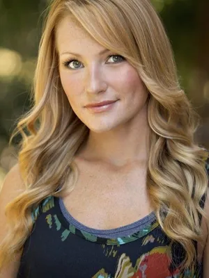 Kimberley Warnat