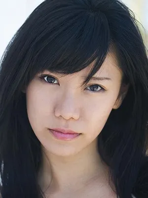 Narisa Suzuki