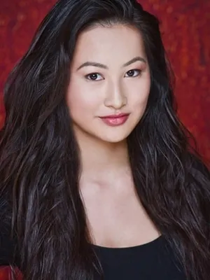 Yasmin Lau