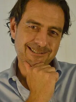 Eric C. Schmitz