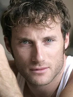 Christopher Stills