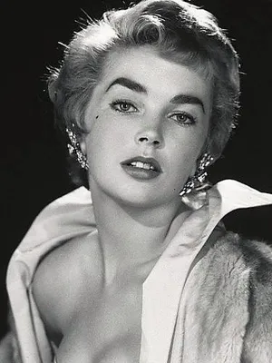 Dawn Addams