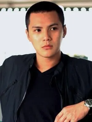 Oscar Chan Yat-Tin