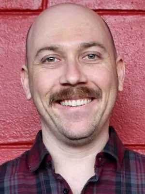 Theo Greenly