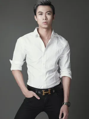 Hồ Việt Trung