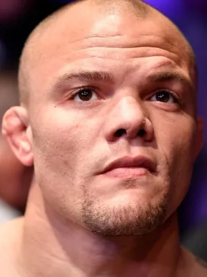 Anthony Smith