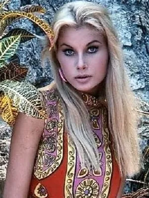 Alena Johnston