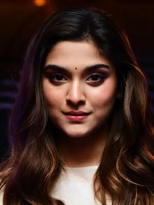 Saiee Manjrekar
