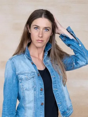 Crosie Larsson