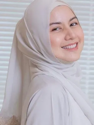 Lisa Surihani