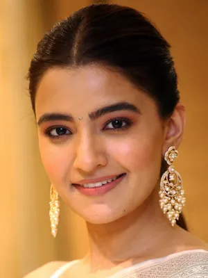 Rukshar Dhillon