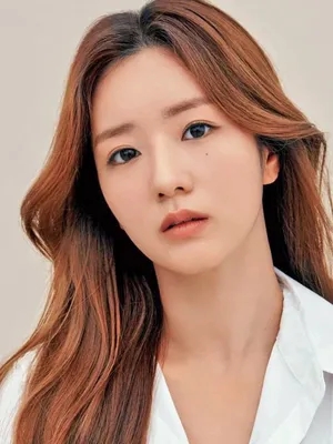 Yoon Bo-mi