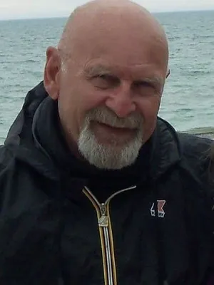 Dwayne McLean