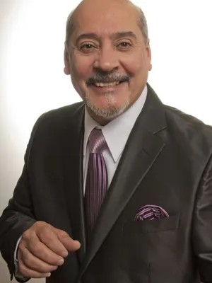 Ray De La Paz