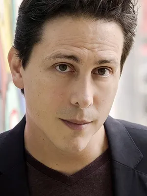 Álvaro Flores