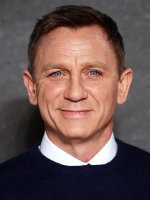 Daniel Craig