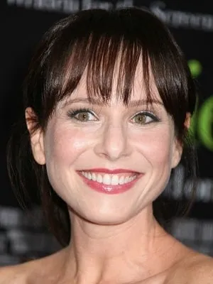 Jillian Bach