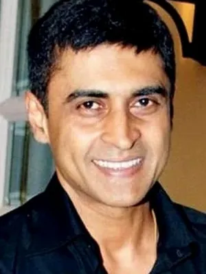 Mohnish Behl