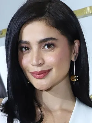 Anne Curtis