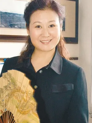 Xiaojuan Huang