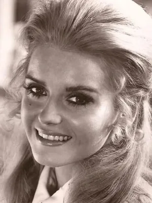 Sharon Farrell