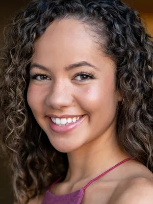 Lexie Stevenson