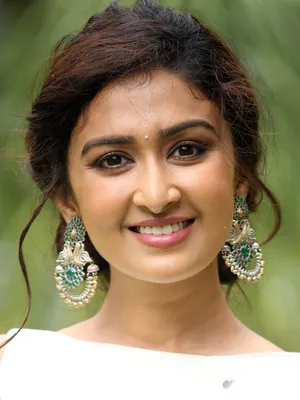 Farnaz Shetty