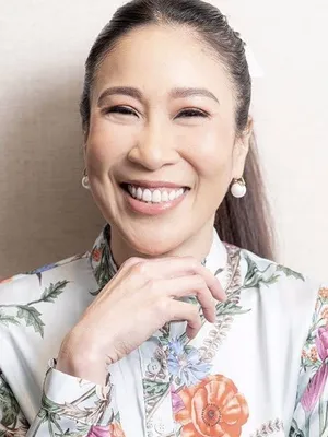 Annette Gozon-Valdes