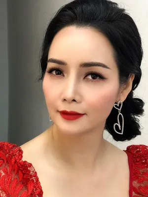 Mai Thu Huyền